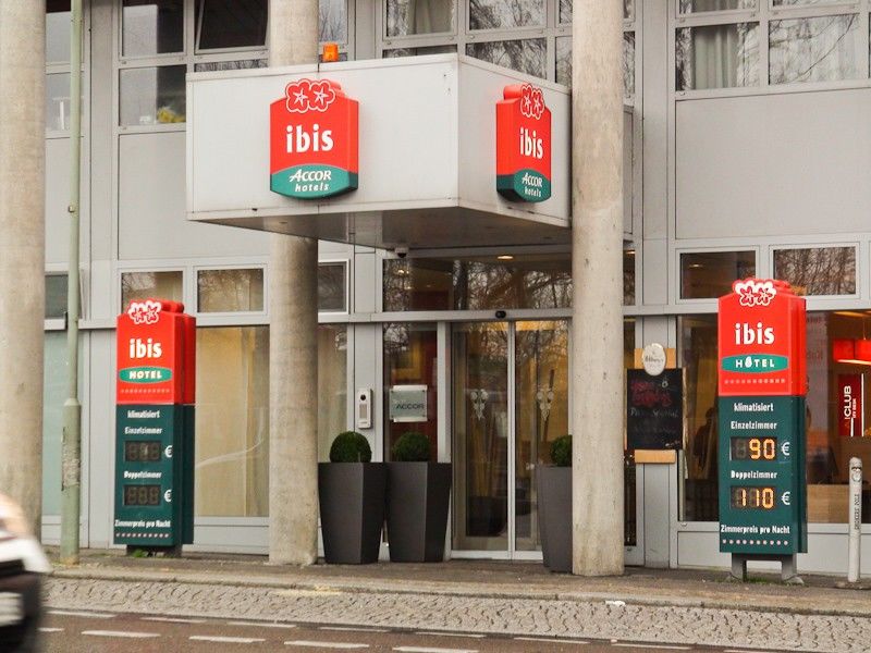 Me And All Hotel Berlin East Side, By Hyatt Exterior foto
